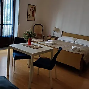 Habitación en casa particular Da Mary, Palermo